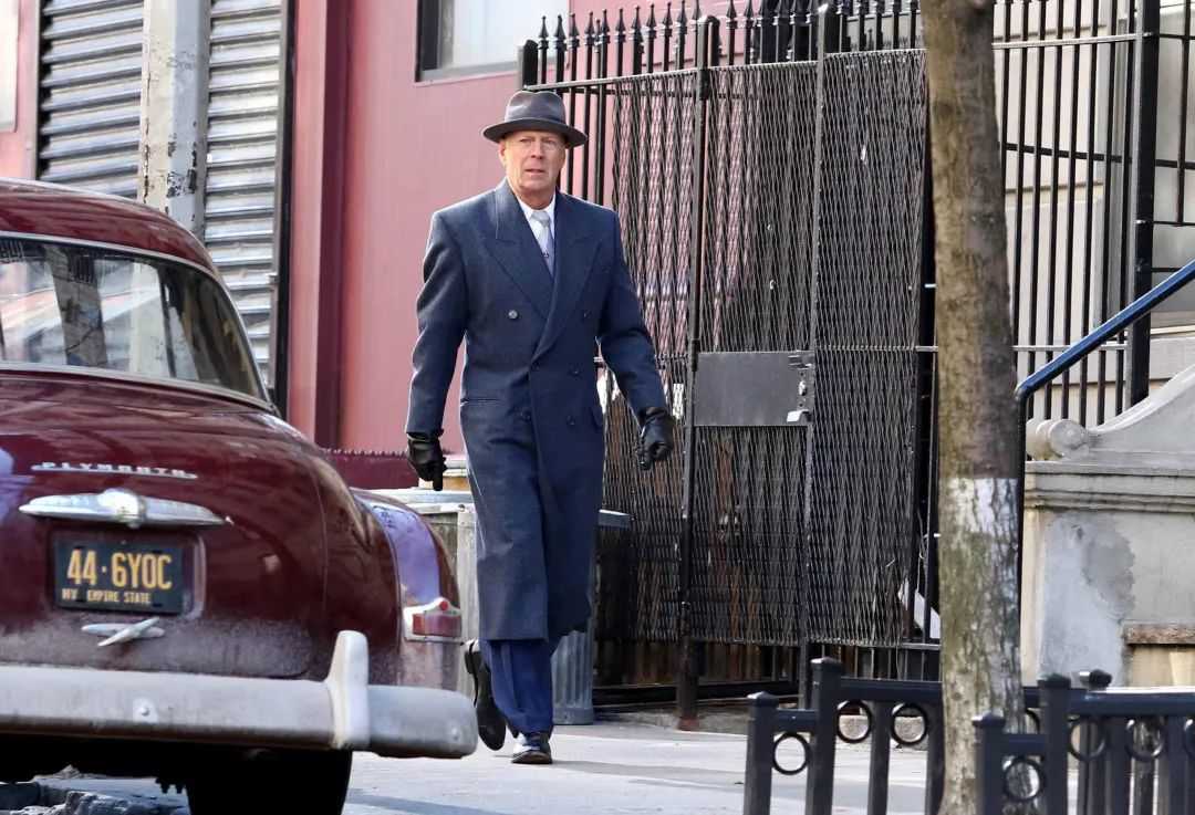 Edward Norton: A Maestro of Complexity Behind the Camera