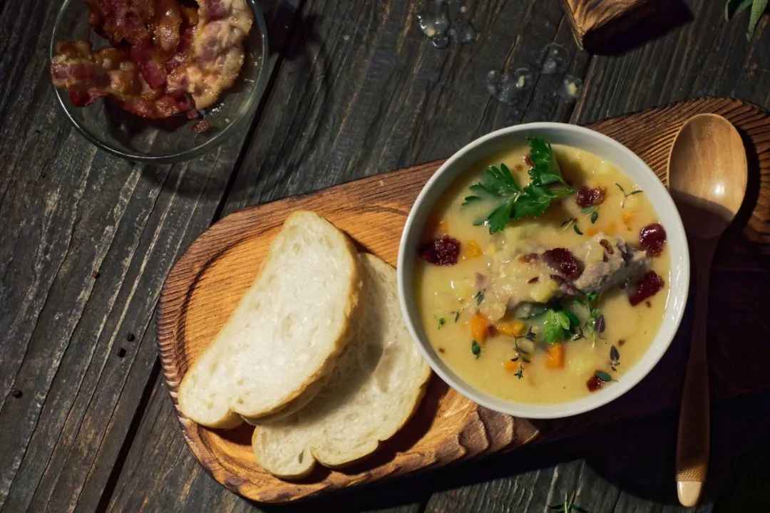 The Story and Delight of Split Pea Soup: A Fusion of French and Canadian Flavors