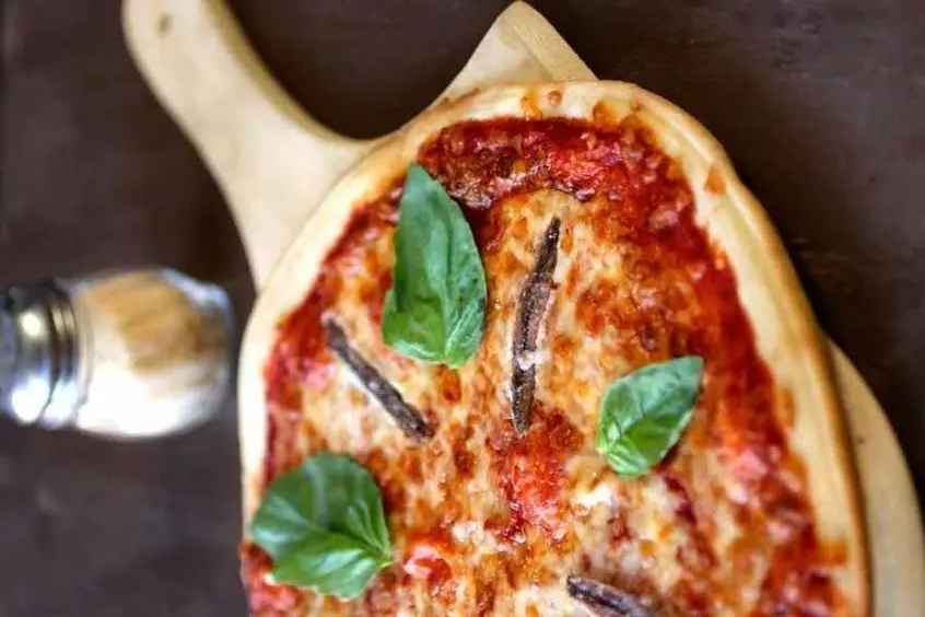 Italian Pizza: A Global Culinary Icon Rooted in Italian Heritage