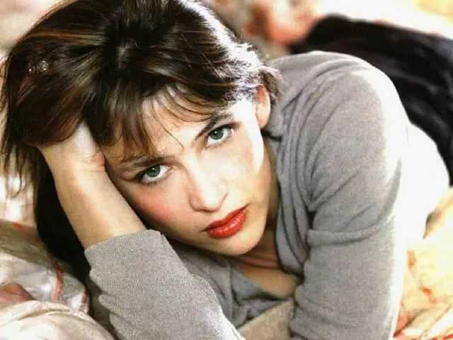 Sophie Marceau: France’s Eternal Muse, From Teen Idol to Sensual Icon
